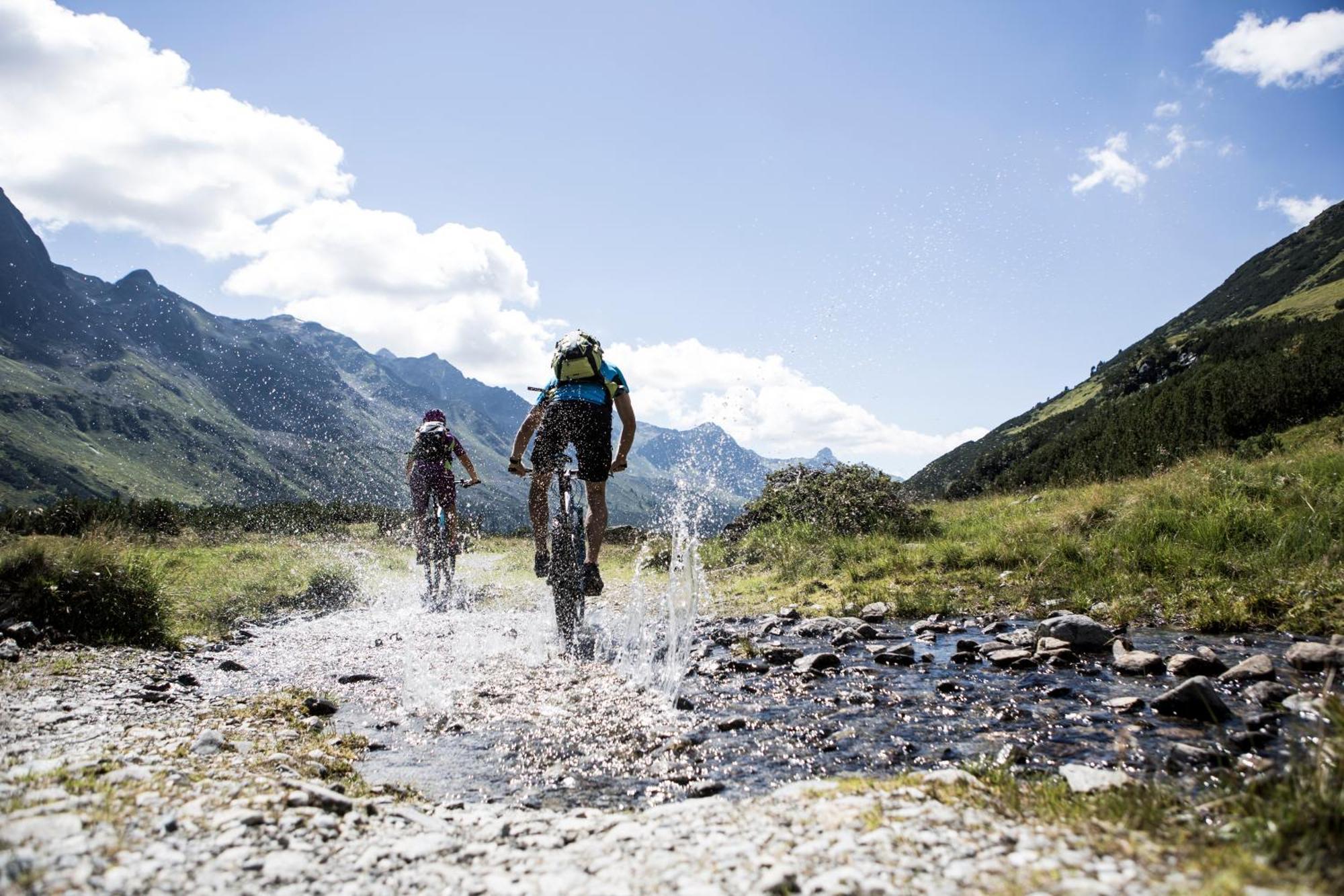 Explorer Hotel Stubaital Neustift im Stubaital Eksteriør billede